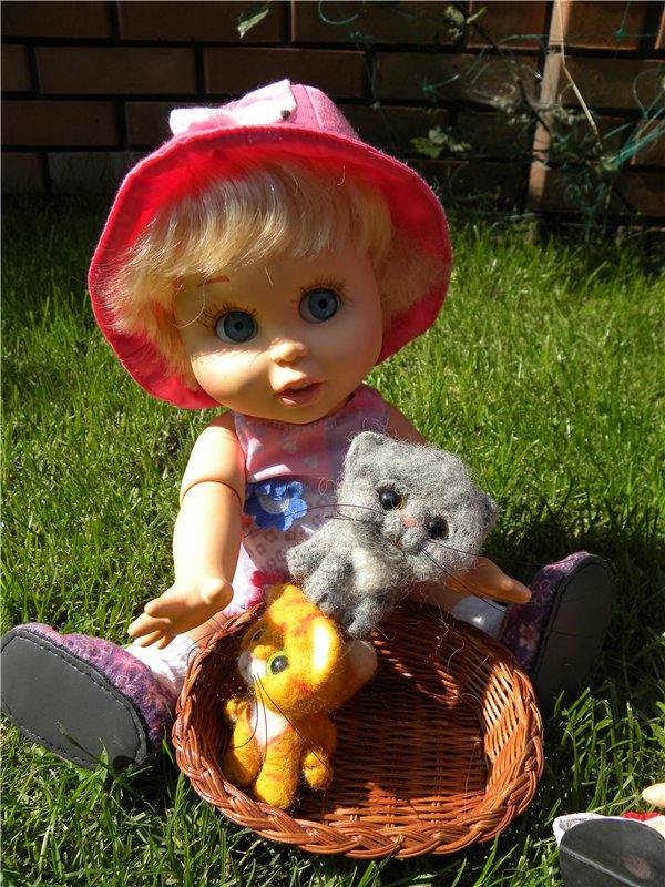 Девочки на прогулке — Куклы Galoob Baby Face (Фейсинки): винтаж 90