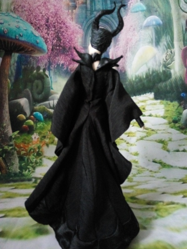 Моя колекция кукол ч1. Куклы Принцессы Диснея Алиса в зазеркалье и Золушка, Малефисента