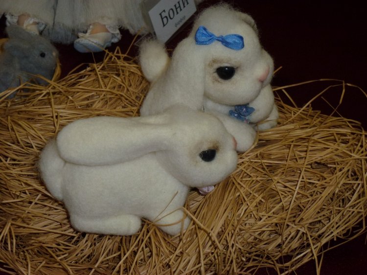 Зверюшки на балу. Тишинка 2017