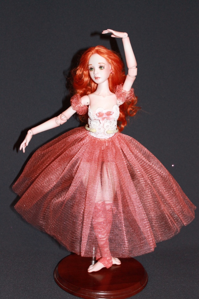 Две шарнирные куклы-танцовщицы Вайолет и Алисия, есть фото 18+