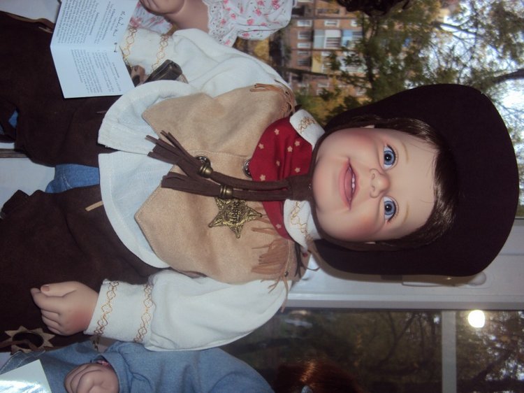 Осенняя фотосессия — Куклы Adora (Адора): коллекционные виниловые