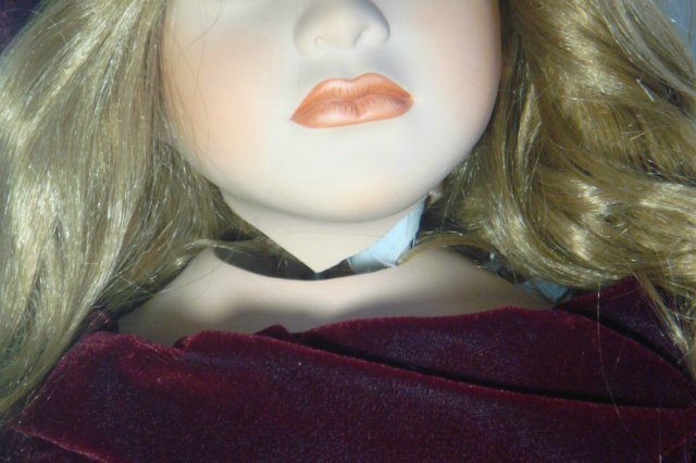 Призрак Анны Болейн или Спасение Дезире. Ремонт разбитой фарфоровой куклы Angela McNeely от Ruby Doll (фото 2)