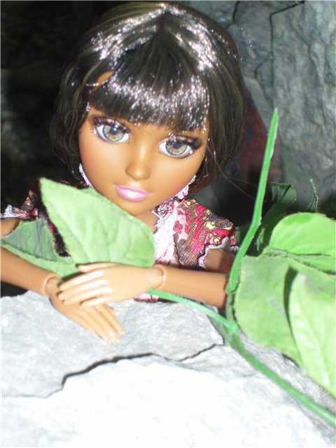 кукла Мокси, Аленка