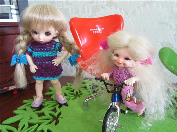 Нарядик для Мэгги, или вечерние забавы куклят