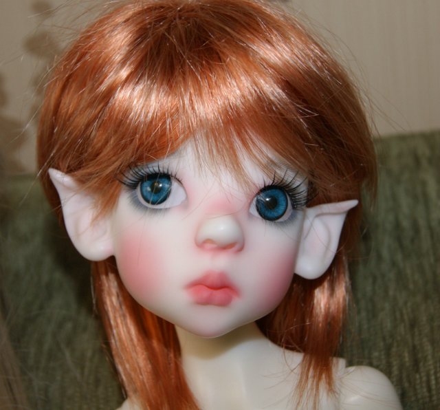 Карамель и сливки - две Лайлочки White Elf and Human Tan Kaye Wigs (фото 7)