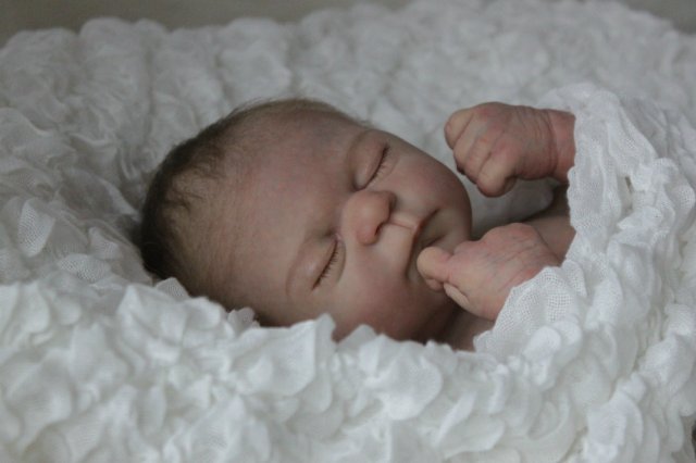 Спящий малышок Жульенчик. Куколка реборн Вишни Виктории