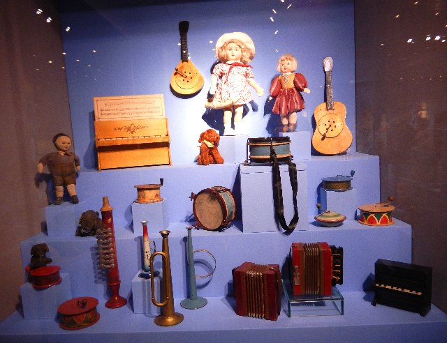 "Другое детство". Выставка в Коломенском. Часть 2 | Бэйбики "Другое детство". Выставка в Коломенском. Часть 2