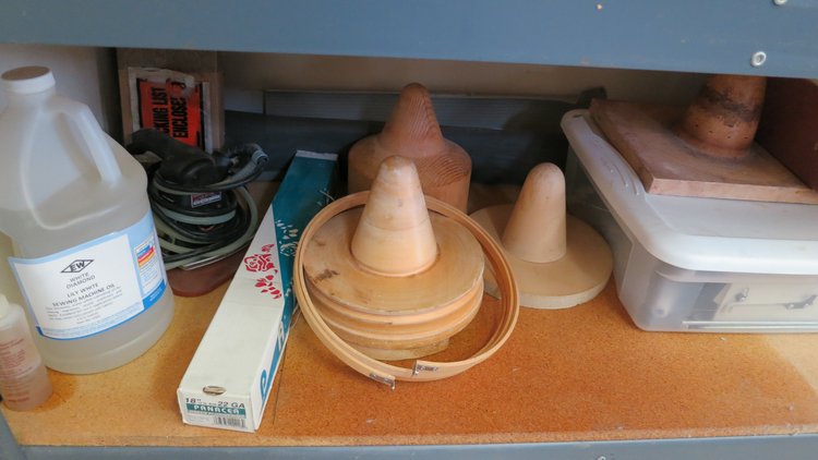 Впервые за 40 лет. День открытых дверей на кукольной фабрике R John Wright. Часть четвертая: Процесс производства. Окончание