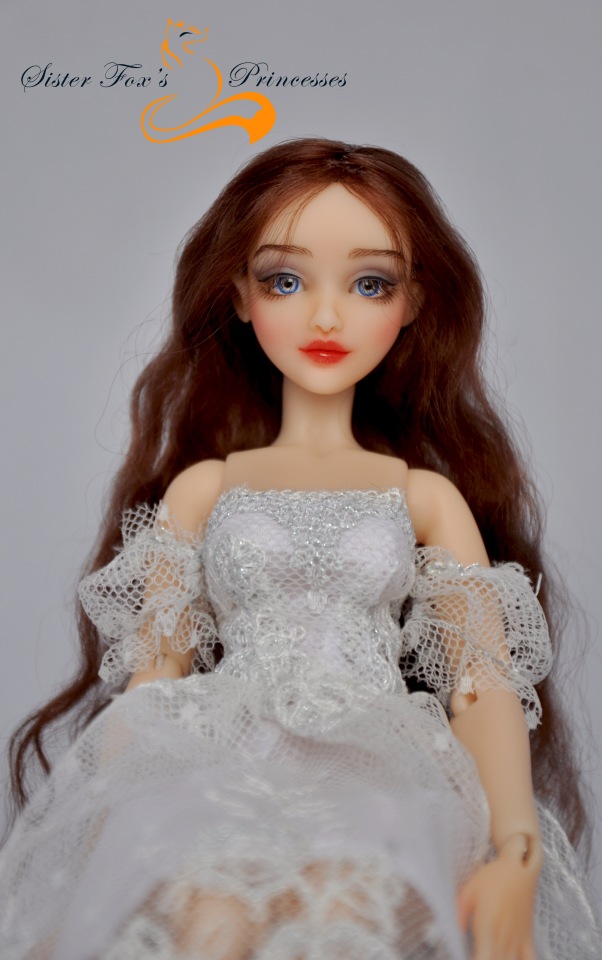 Девочки в кружевных платьях. Шарнирные куклы SisterFox | Бэйбики Девочки в кружевных платьях. Шарнирные куклы SisterFox