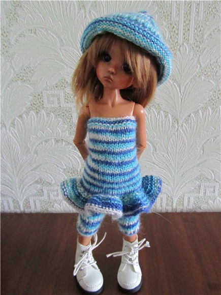 Маленькая девочка ищет своё солнышко (фото 8)