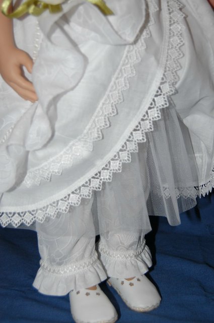 Белоснежная роза — Одежда и обувь для кукол своими руками: фото