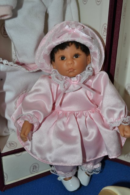 Дом-саквояж для малышки-мулатки от Ли Миддлтон