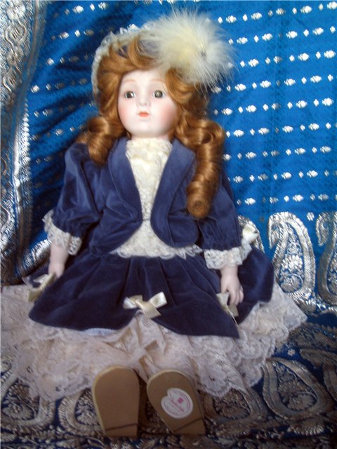 Фарфоровая Музыкальная куколка от Joanna Hartstein (фото 10)