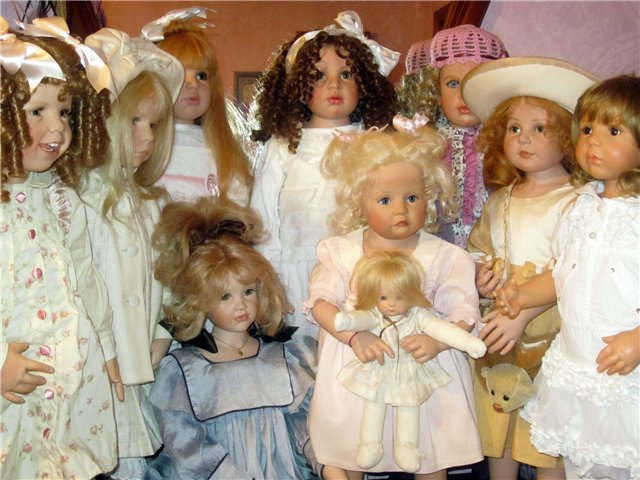 Лесли и Холли из коллекции "Шесть сестёр" от Hildegard Gunzel для Gotz (2002г.)