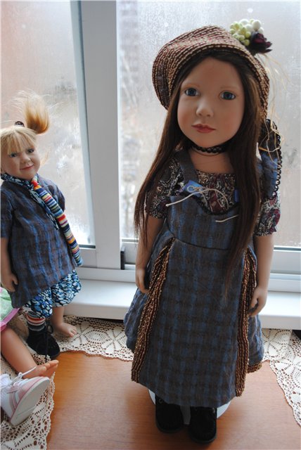 Кое-что из чулочно-носочной истории. Какого качества чулочки на куклах известных мастеров современности