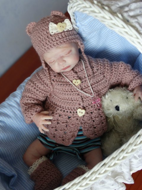 Новые костюмчики для Мулечки