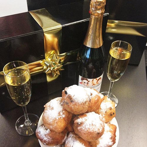 Новогодние рецепты: Голландские пончики - Oliebollen