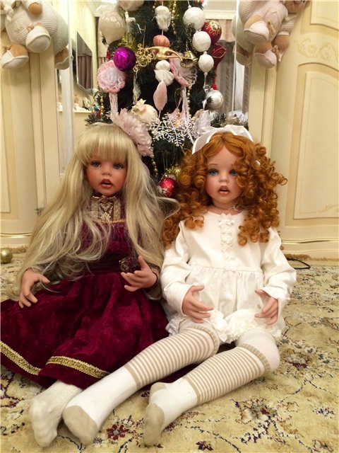 С Новым годом от куколок Donna Rubert, Monika Levenig, Fayzah Spanos (фото 7)