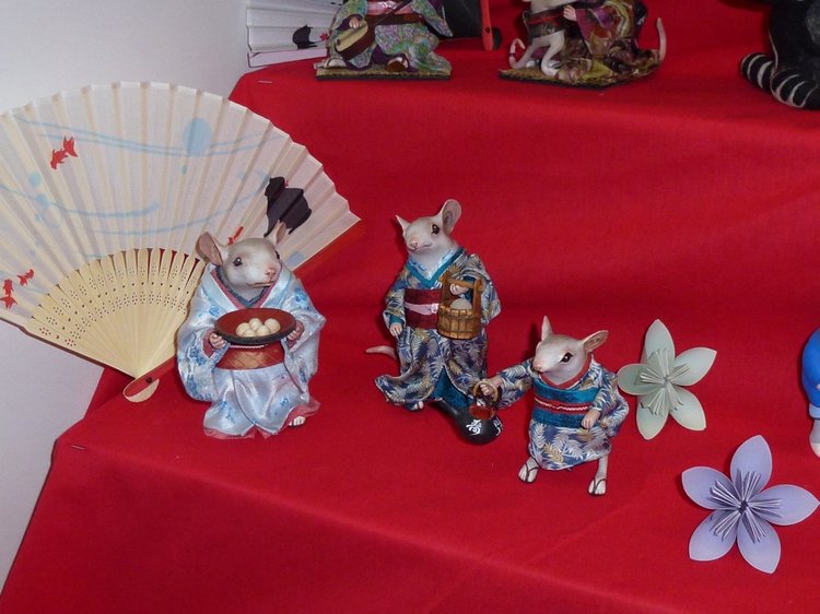 Весенний Бал Кукол на Тишинке: Медведи и интересные игрушки (фото 2)