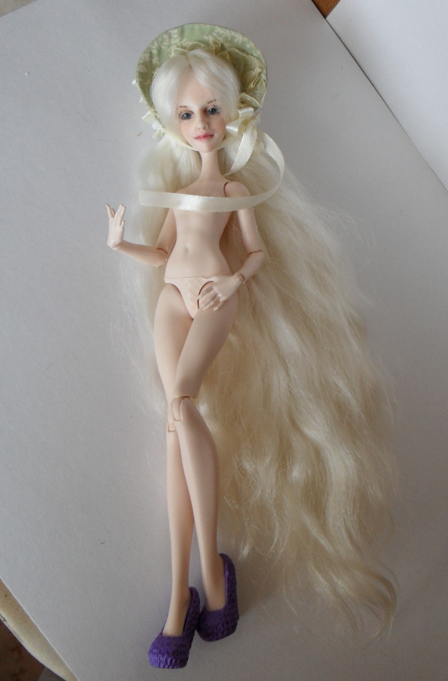 15 лет больная на всю голову" или "оторви голову!"