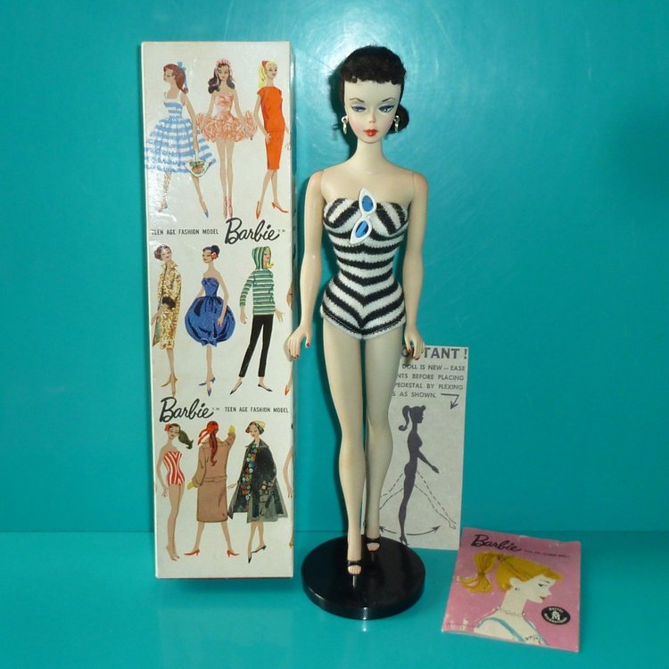 История легендарной куклы Барби | Бэйбики История легендарной куклы Барби (фото 10)