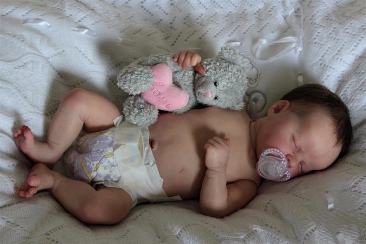 Моя новорожденная малышка Инди