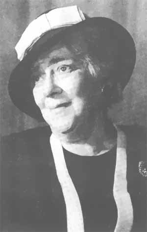 «Красота страшная сила!» Портретные куклы Фаины Раневской, выполненные разными авторами