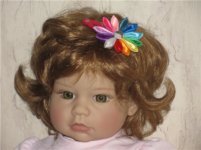 Заколки для красавиц в стиле канзаши (фото 8)