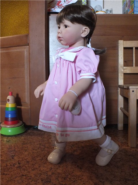 Серьёзная, но милая Thursday's Child от Lee Middleton, автор Eva Helland (фото 4)