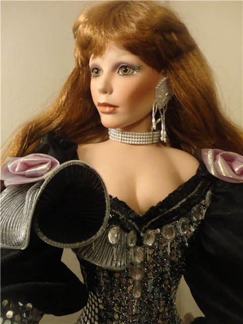 Модные новинки этого сезона. Модель от Русти