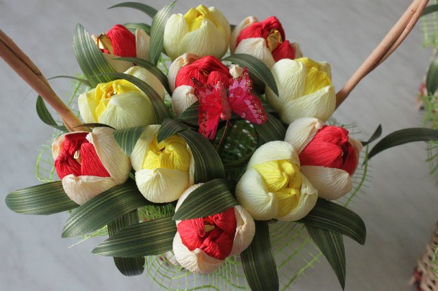 Еще несколько букетиков к праздникам