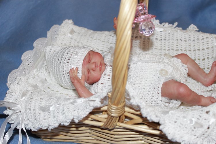 Всем любителям крошечно-ладошечных реборнчиков посвещается