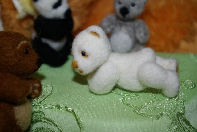 Родились у меня медвежата. Авторские игрушки сухим валянием (фото 4)