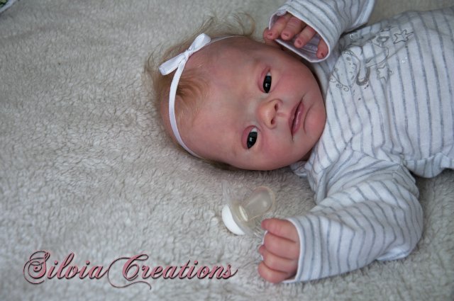 Молд с синдромом дауна PEBBLES в исполнении SILVIACREATIONS