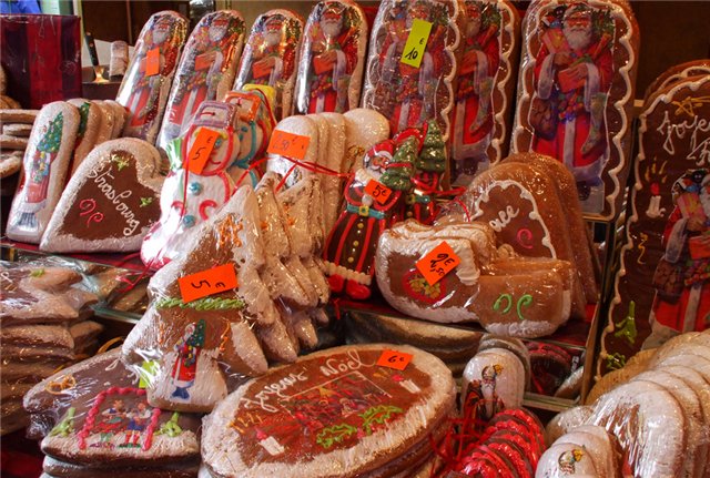 Куклы в народных костюмах