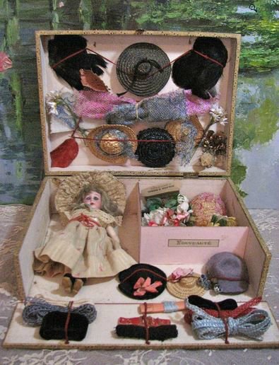 Миньонетты и их крошечный мир