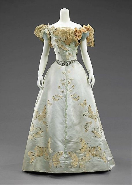 Для тех, кто в поиске или Каждый охотник желает знать. Викторианские и эдвардианские наряды