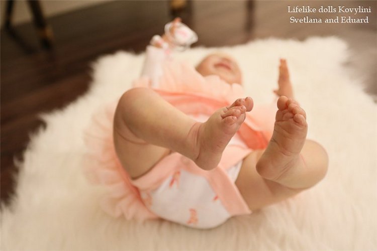 На щечке родинка, а в глазах любовь! Варенька - кукла реборн Ковылиных Светланы и Эдуарда