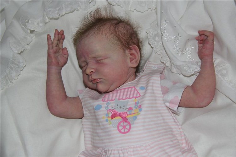 Моя малышка-реборн из молда Reese, от замечательного скульптора Andrea Arcello (фото 5)