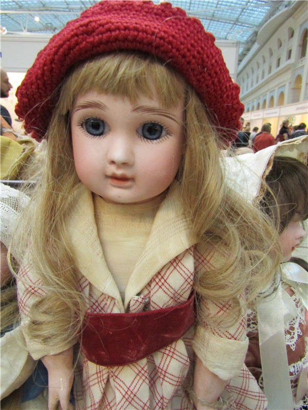 Антикварные куклы на Искусство куклы 2016. Фото