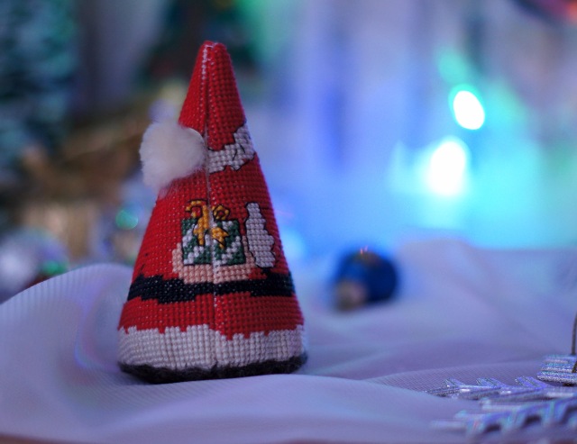 Новый год ручной работы . Вышивка