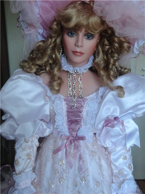 Блистательная Rapture. Коллекционная фарфоровая кукла Русти (Rustie) (фото 9)