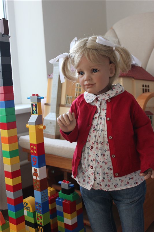 Девочки приехали! Grim (Connie Lowe) и Ханна (Susan Lippl)