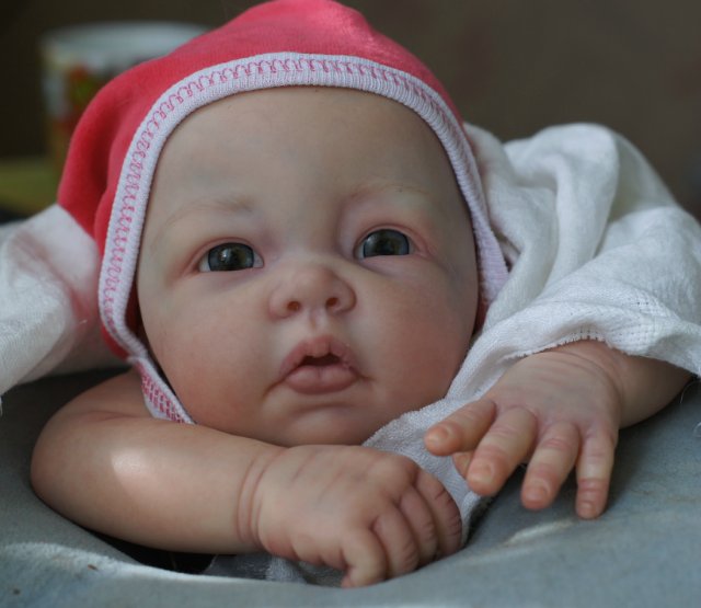 Анютка - моя маленькая сладкая Луковка. Работа Марины Мацко