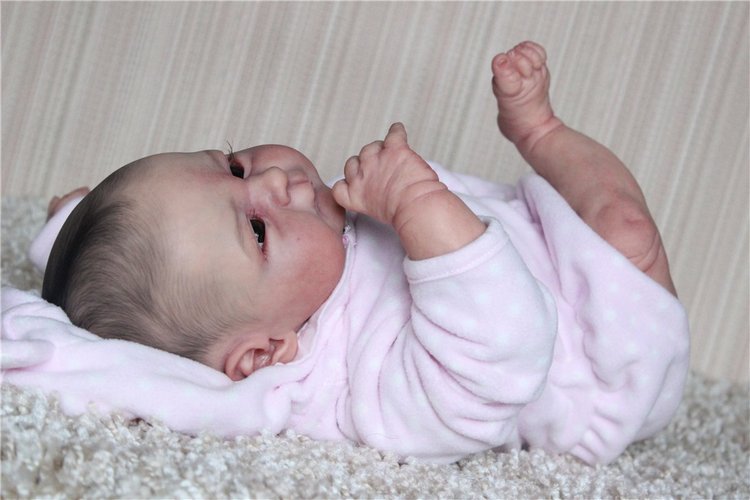 Забавная малышка. Кукла реборн Светланы Преображенской (фото 9)