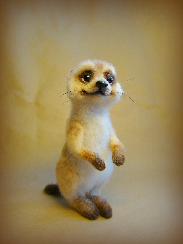 Сурикат. Авторская игрушка валянием из шерсти Ольги Чернухо (фото 7)