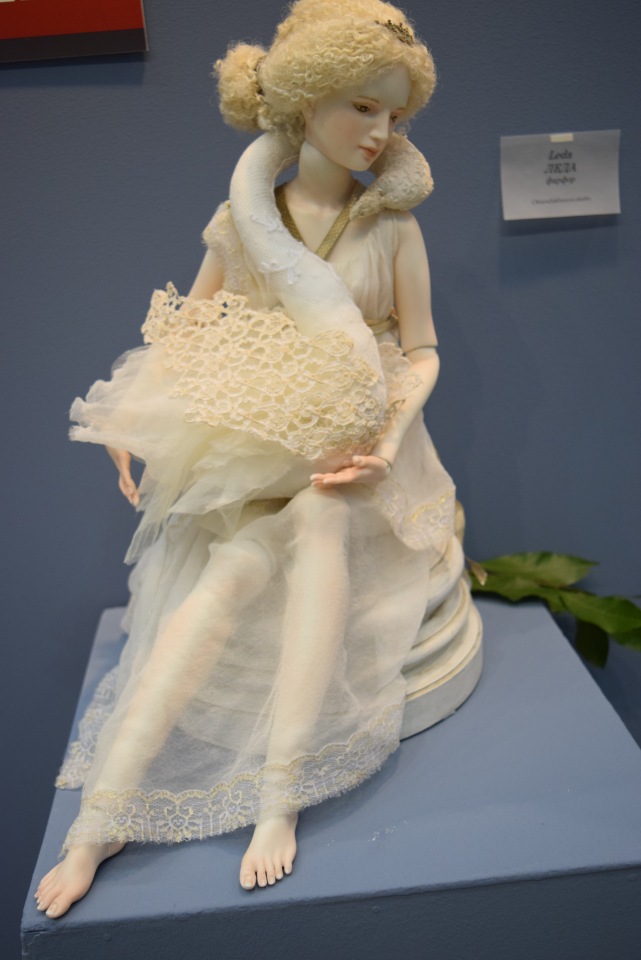 VII Московская международная выставка "Искусство Куклы". Портреты кукольной души или незримый диалог