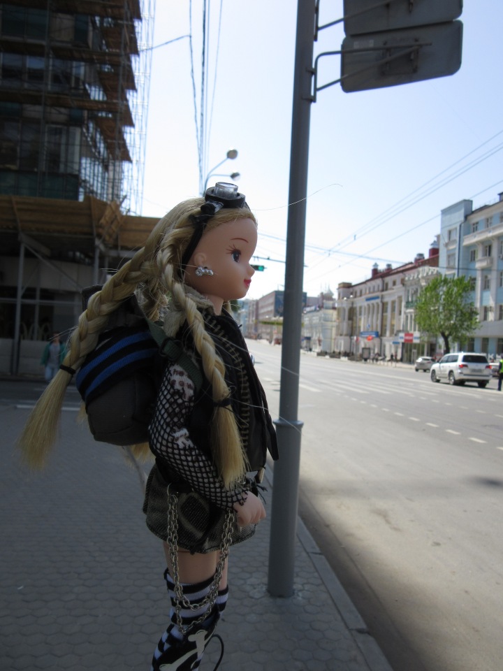 Первое мая. Сложно быть бунтарем, когда ты - милая девочка (фото 4)