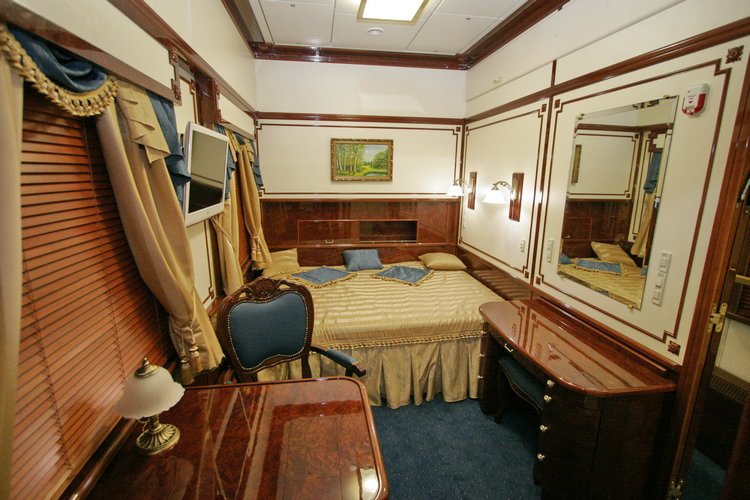 Зимнее солнце. Глава 2. Пруд сбывшихся желаний