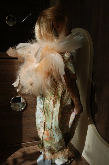 Коллекционная кукла Viola Arvensisc - эльф в мире людей (фото 10)